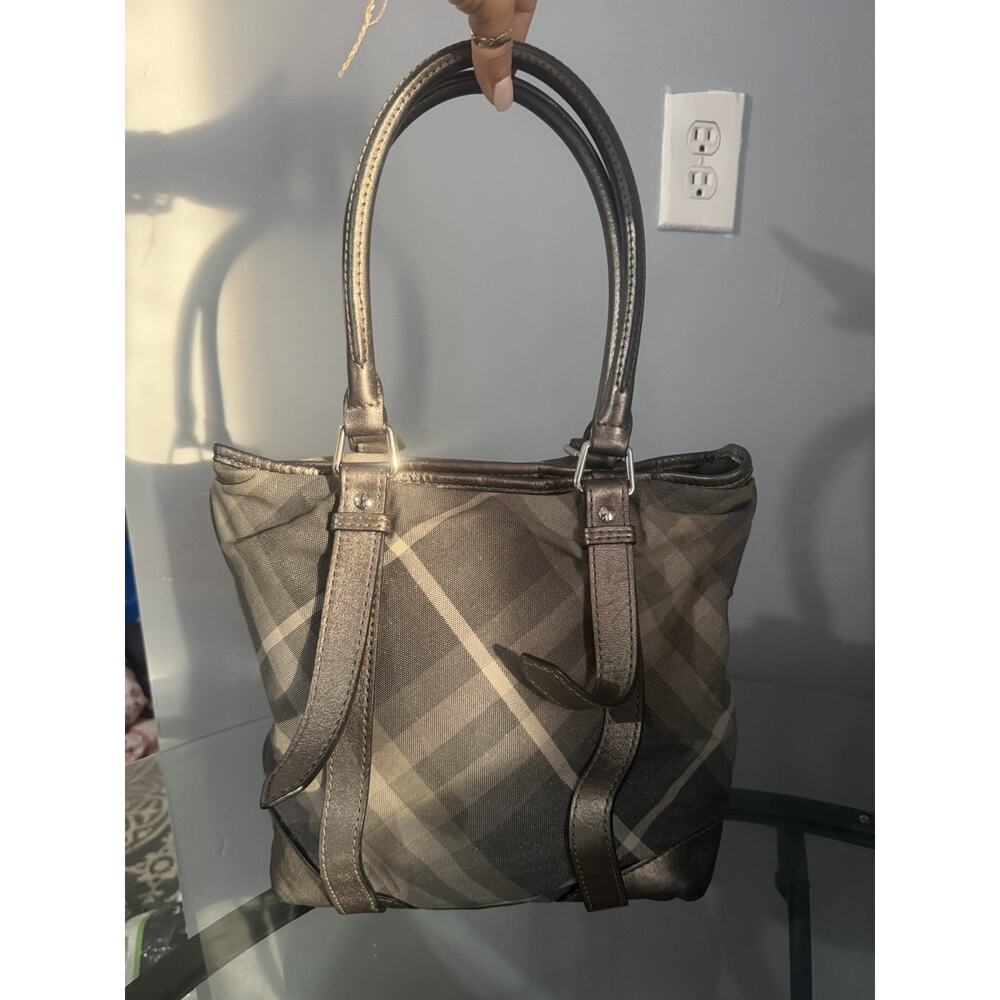 Burberry Shimmer Check Gray Canvas Leather Handle Shoulder Bag Authentic - Picture 4 of 13